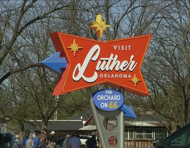 Luther welcome sign 